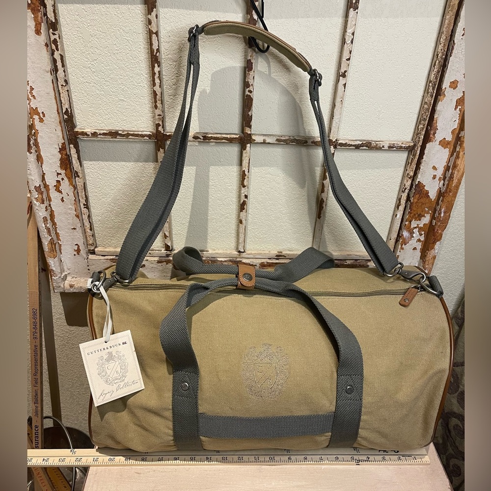 Cutter & Buck duffle